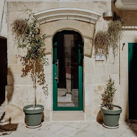 Palazzo Pezzolla By Monholiday * Monopoli
