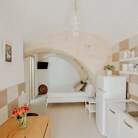Palazzo Pezzolla By Monholiday Monopoli